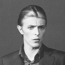 Davd Bowie, 1975 (Wikimedia Commons)